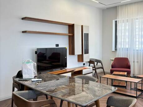 Kirayə 4 otaqlı mənzil, 170 m², Ağ şəhər: 3 000 ₼/ay 5