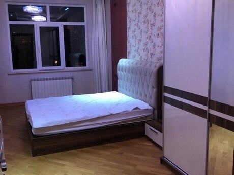 Аренда: 4-комнатная квартира, 160 м², 8 Noyabr: 1 000 ₼/мес 3