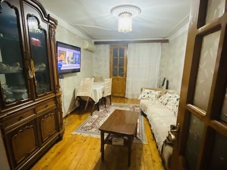 3-комнатная квартира, 70 м², Nəriman Nərimanov: 190 000 ₼ 3