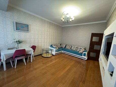 Объявление №6315698 - Баку, пос. Массив Д, 2-комн., 85 м², 2/15 этаж