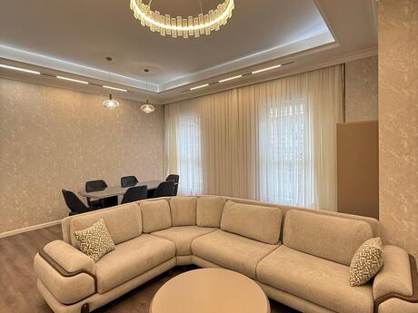 Объявление №6315682 - Баку, пос. Аг шехер, 3-комн., 120 м², 2/7 этаж