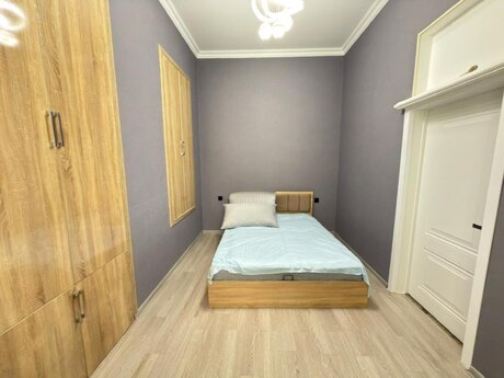 2 otaqlı köhnə tikili - 28 May m. - 50 m²