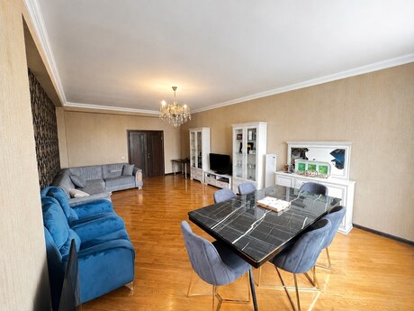 3 otaqlı mənzil, 160 m², Elmlər Akademiyası: 480 000 ₼ 2