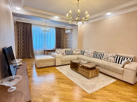 Elan №6315904 - Bakı, Badamdar q., 3 otaqlı, 126 m², 2/16 mərtəbə