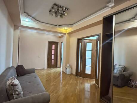 3-room apartment, 135 m², 20 Yanvar: 340 000 ₼ 4
