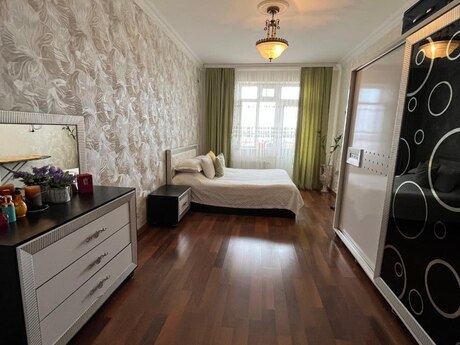 3 otaqlı mənzil, 130 m², Xalqlar Dostluğu: 244 000 ₼ 3