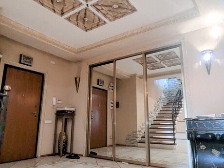 5 otaqlı mənzil, 550 m², 28 May: 590 000 ₼ 5