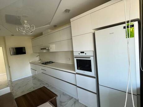 Kirayə 3 otaqlı mənzil, 110 m², Nəriman Nərimanov: 1 100 ₼/ay 2