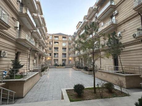 Elan №6316027 - Bakı, Şıxov q., 3 otaqlı, 136 m², 1/5 mərtəbə