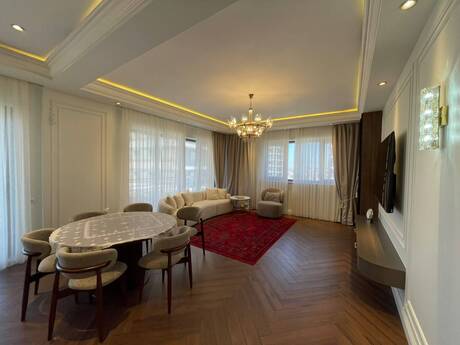 3 otaqlı yeni tikili - Ağ şəhər q. - 157 m²
