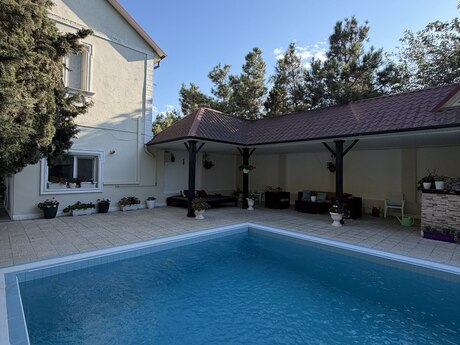 5 otaqlı həyət evi, 250 m², Şüvəlan: 620 000 ₼ 2