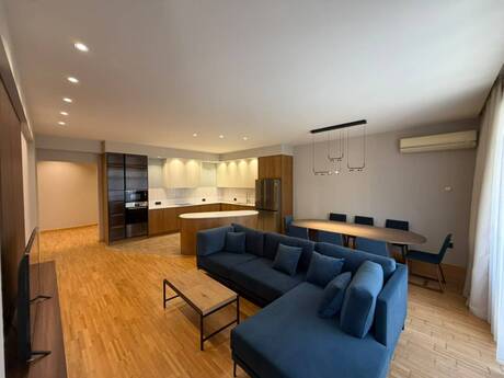 4 otaqlı mənzil, 165 m², 28 May: 660 000 ₼ 2