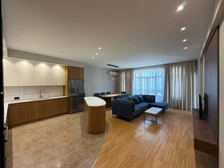 4 otaqlı mənzil, 165 m², 28 May: 660 000 ₼ 3