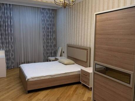 Kirayə 3 otaqlı mənzil, 150 m², Elmlər Akademiyası: 1 600 ₼/ay 5