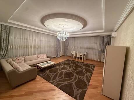 Kirayə 3 otaqlı mənzil, 150 m², Elmlər Akademiyası: 1 600 ₼/ay 2