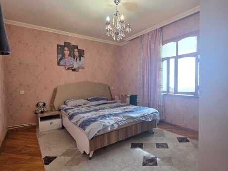 3-комн. вторичка - м. Иншаатчылар - 80 м²