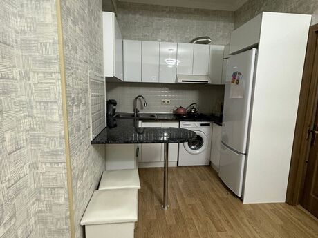 Kirayə 3 otaqlı mənzil, 90 m², 28 May: 800 ₼/ay 2