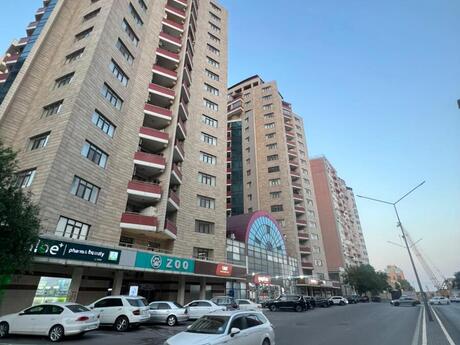 4 otaqlı yeni tikili - 8 Noyabr m. - 170 m²