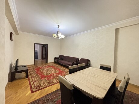 Kirayə 3 otaqlı mənzil, 130 m², Nəriman Nərimanov: 1 100 ₼/ay 2