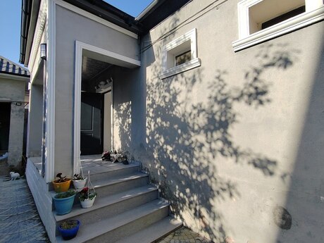 6 otaqlı həyət evi, 230 m², Qaraçuxur: 258 000 ₼ 2
