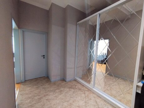 Kirayə 2 otaqlı mənzil, 100 m², 8 Noyabr: 947 ₼/ay 3