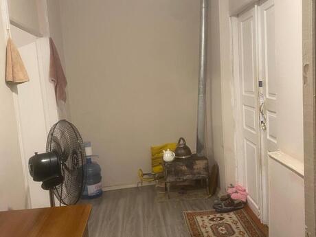 Gənclikdə 1 otaqlı həyət evi kirayə verilir, 39 m², 350 AZN/ay, şəkil 3 / 10