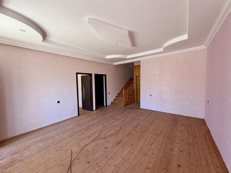 6 otaqlı həyət evi/bağ evi - Sumqayıt - 120 m²