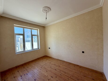 6 otaqlı həyət evi/bağ evi - Sumqayıt - 120 m²