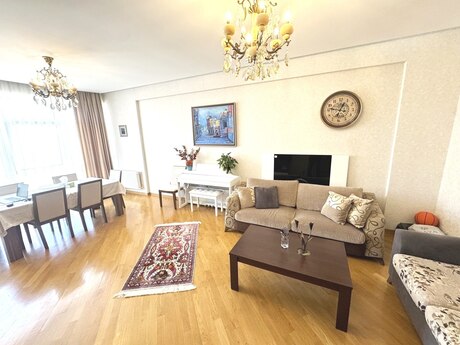 3-комнатная квартира, 103 м², Şah İsmayıl Xətai: 365 000 ₼ 3