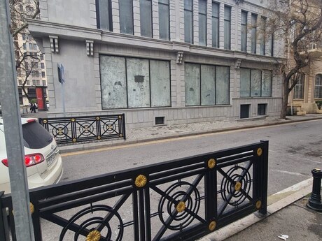 Объявление №6317138 - Баку, м. Сахил, 1000 м²