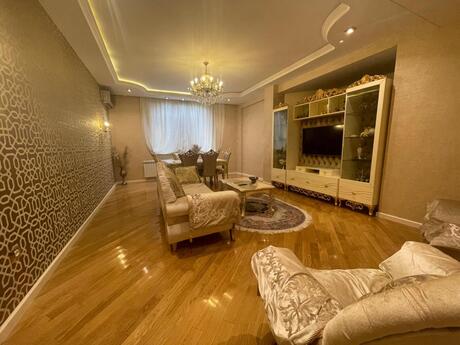 5 otaqlı mənzil, 250 m², 28 May: 800 000 ₼ 5