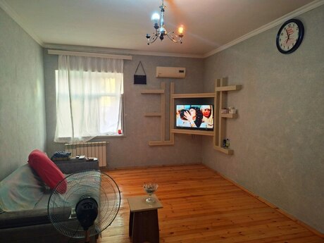 Квартира на продажу ниже рыночной цены в Nizami Gəncəvi küçəsi