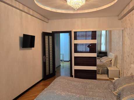 3 otaqlı mənzil, 117 m², 20 Yanvar: 257 000 ₼ 5