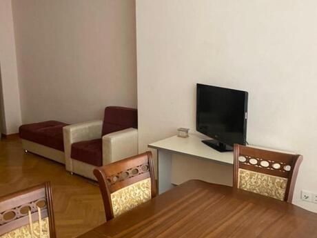 Kirayə 2 otaqlı mənzil, 72 m², Nərimanov: 800 ₼/ay 4