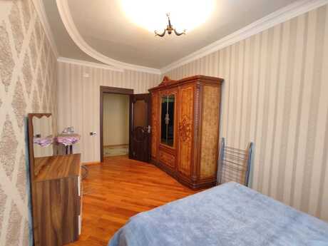 Kirayə 3 otaqlı mənzil, 130 m², Nizami: 1 200 ₼/ay 4