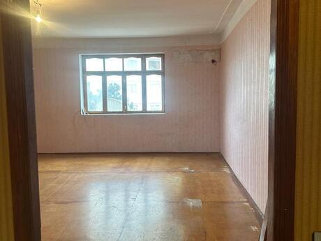 Объявление №6317487 - Баку, пос. Бакиханова, 4-комн., 130 м², 4/5 этаж