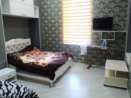 Elan №6317507 - Bakı, İçəri Şəhər m., 1 otaqlı, 30 m², 2/3 mərtəbə