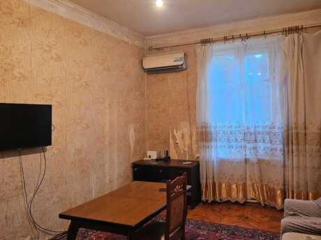 3-room apartment, 85 m², 8 Noyabr: 280 000 ₼ 5