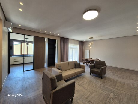 3 otaqlı mənzil, 158 m², Səbail: 310 000 ₼ 2