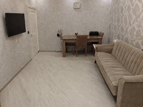 Объявление №6317575 - Баку, м. 20 января, 2-комн., 40 м², 3/5 этаж