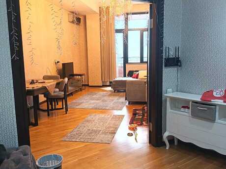 Elan №6317616 - Bakı, İnşaatçılar m., 2 otaqlı, 85 m², 13/15 mərtəbə