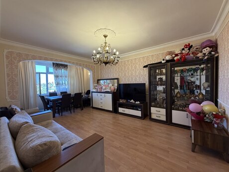 3 otaqlı mənzil, 80 m², Bakıxanov: 184 000 ₼ 2