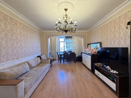Объявление №6317728 - Баку, пос. Бакиханова, 3-комн., 80 м², 5/9 этаж