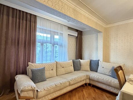 4 otaqlı mənzil, 90 m², Bakıxanov: 230 000 ₼ 3