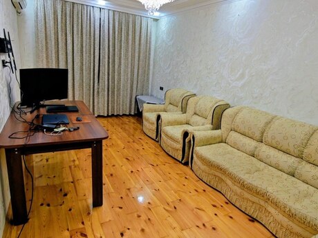 4-комнатная квартира, 110 м², Yeni Günəşli: 210 000 ₼ 2