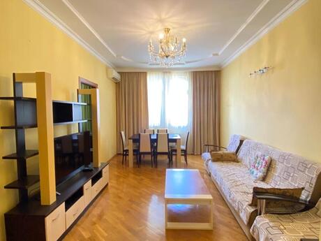 Elan №6317967 - Bakı, Elmlər Akademiyası m., 3 otaqlı, 80 m², 11/17 mərtəbə