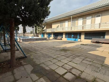 7 otaqlı həyət evi/bağ evi - Fatmayı q. - 200 m²