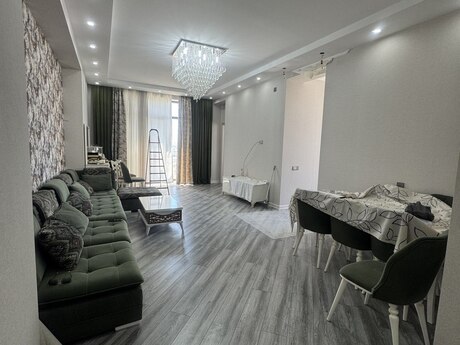 3-room apartment, 150 m², Main MTK: 260 000 ₼ 2