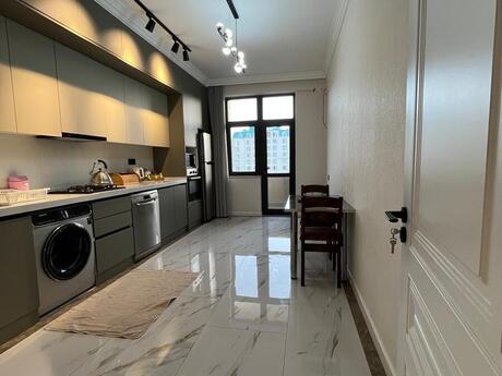 2-комн. новостройка - Наримановский  р. - 91 м²