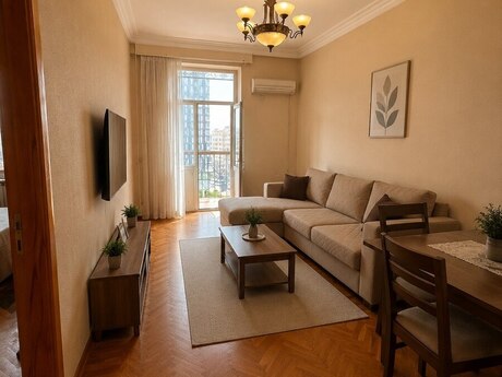 3-комн. вторичка - м. Низами - 75 м²